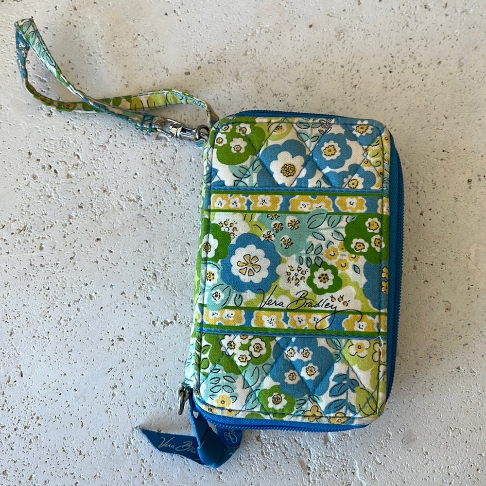Vera Bradley Smartphone Wristlet